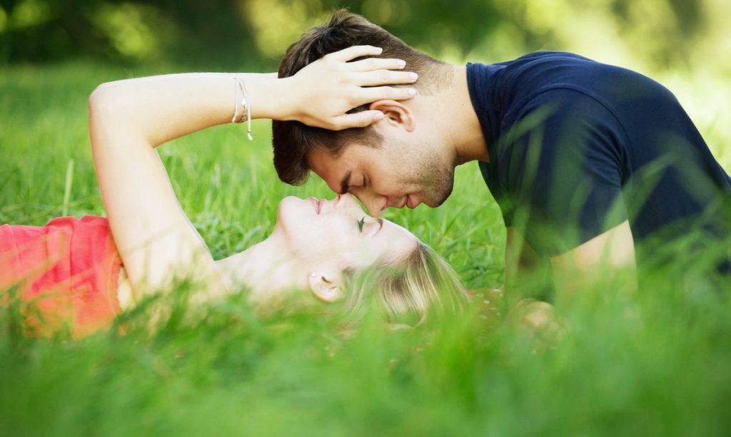 What are the best romantic relationship tips?