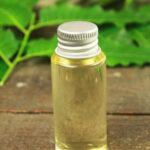 What are the health benefits of neem oil?