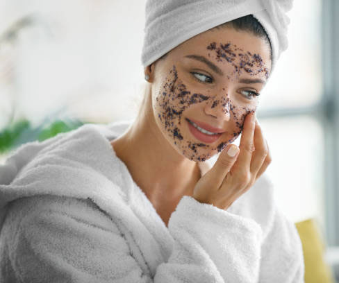 10 ways to exfoliate your skin at home