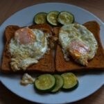 Is eggs on toast a good breakfast to have every day?