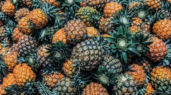 What happens if you eat pineapples every day?