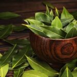 What is Bay leaf contains nutrition?