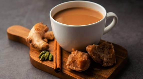 health benefits of Jaggery tea?