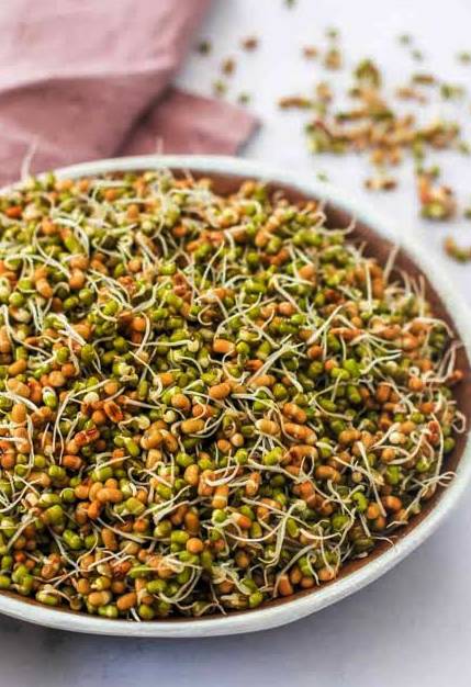 What are the health benefits of eating sprouts daily?