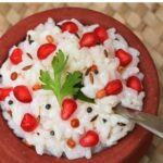 What are some of the health benefits of eating fermented rice with yogurt?