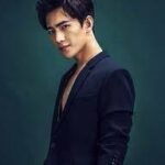 What is the traditional East Asian Ideal for a Handsome Man?