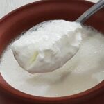 Should I eat curd in an empty stomach?