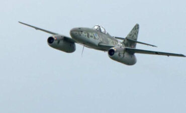 How did the Allies in WWII react to the German Me 262 jet-fighter?