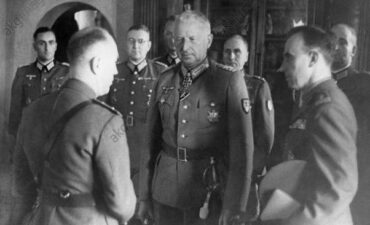 Who do you consider to be the superior German general: Von Manstein or Rommel?