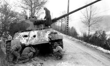 Would the Battle of the Bulge have been a German victory if they had had enough fuel?